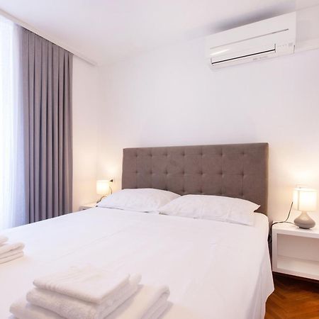 Apartmaji Pri Perotu Izola Bagian luar foto