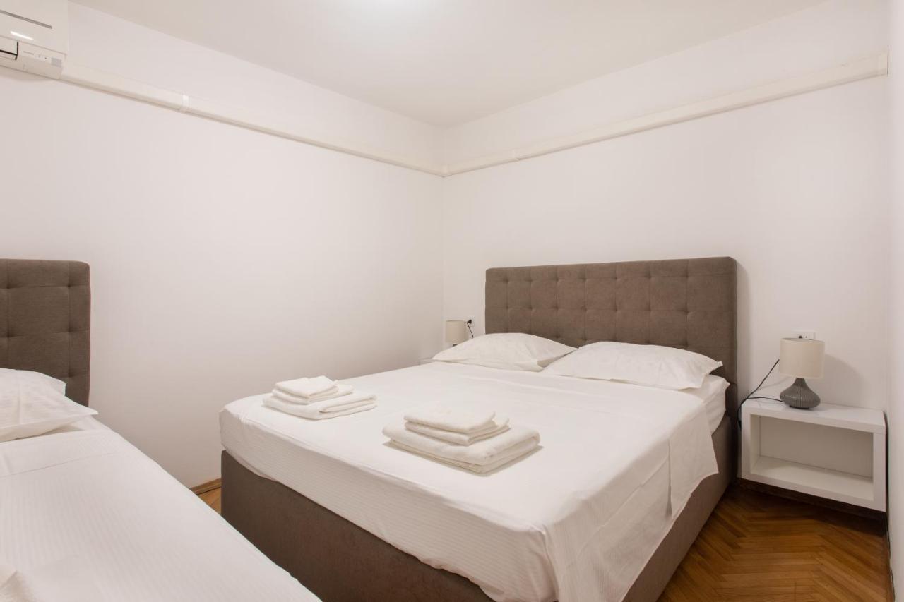 Apartmaji Pri Perotu Izola Bagian luar foto