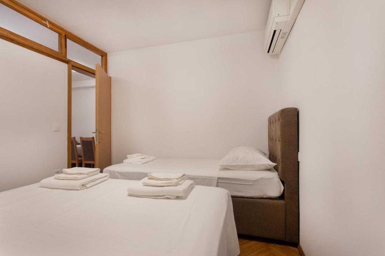 Apartmaji Pri Perotu Izola Bagian luar foto