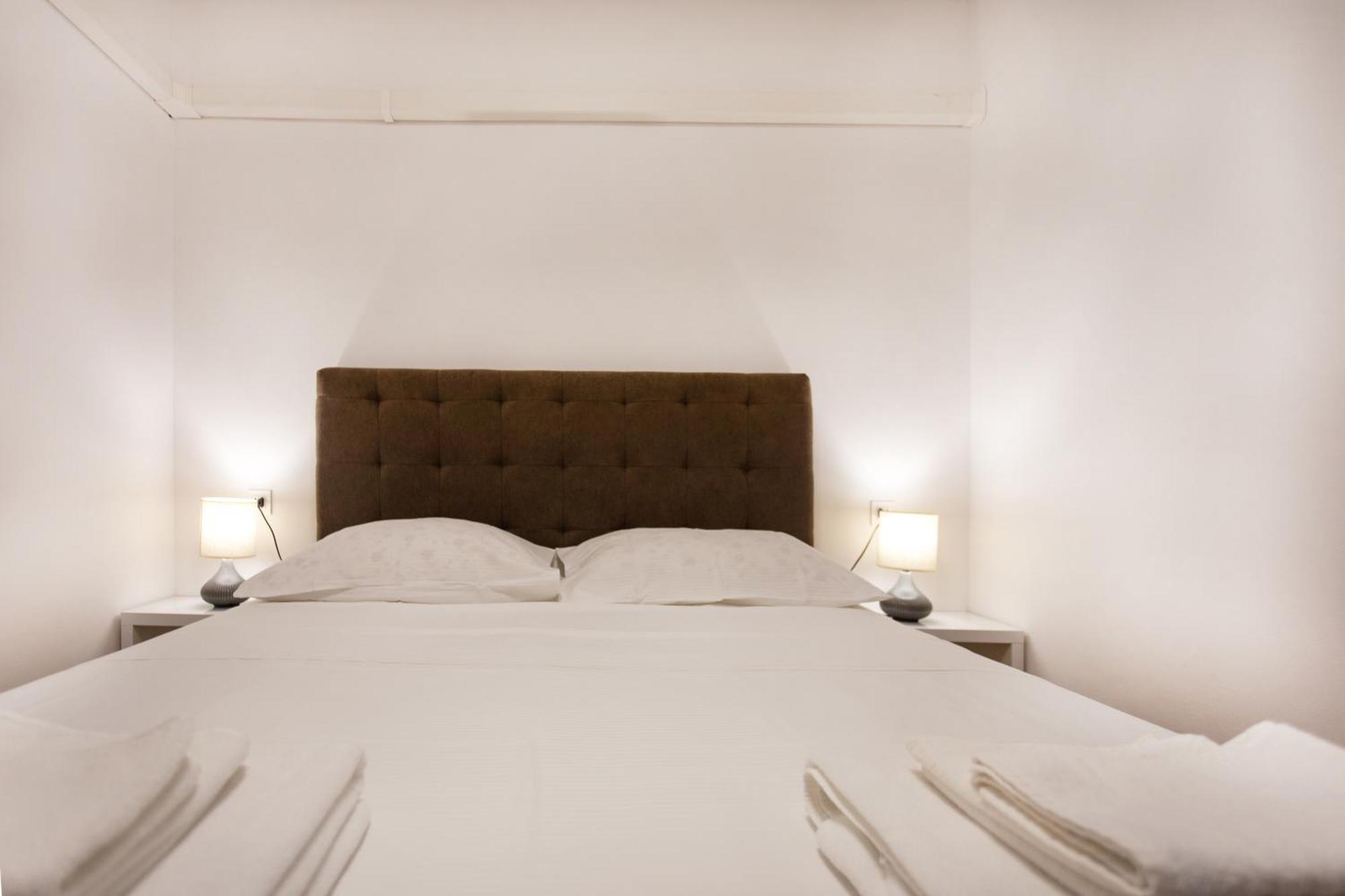 Apartmaji Pri Perotu Izola Bagian luar foto