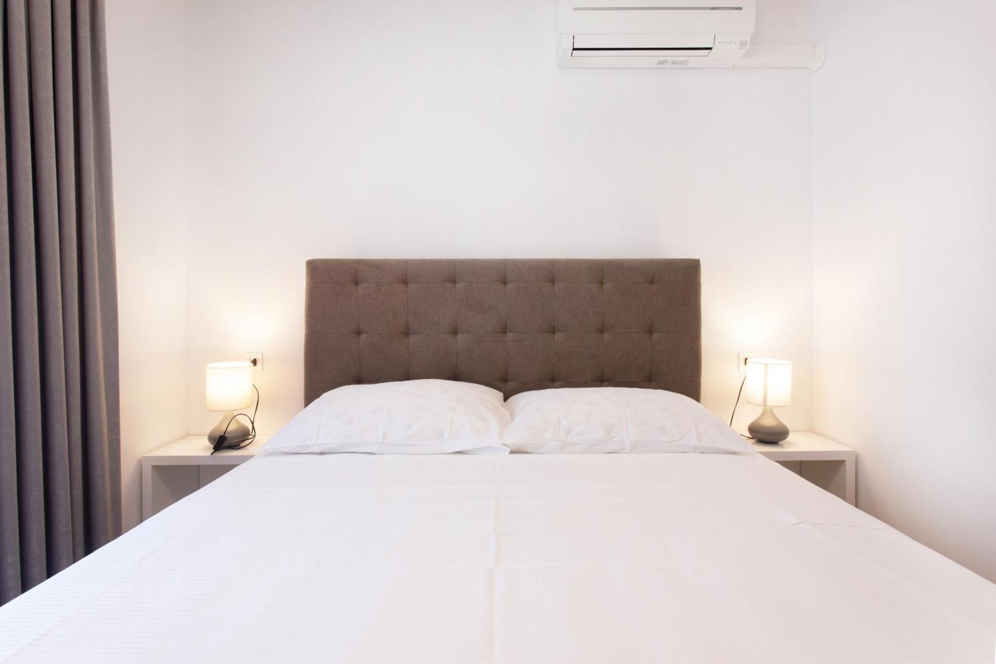 Apartmaji Pri Perotu Izola Bagian luar foto